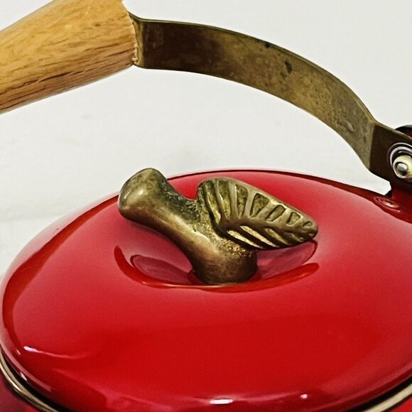 Kitchen Concepts Kettle Apple Shaped Brass Handle Bright Red Enamel - Picture 5 of 8